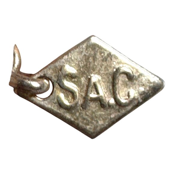 Vtg Sarah Coventry Simulated Pearl Twirling Design Necklace 7703 NEW Gold Tone - Picture 4 of 10